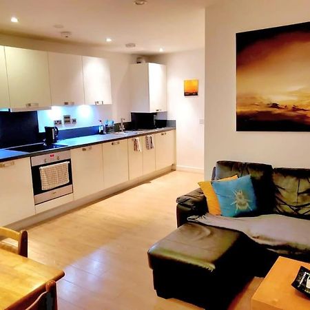 לונדון Battersea Power Station Suite מראה חיצוני תמונה
