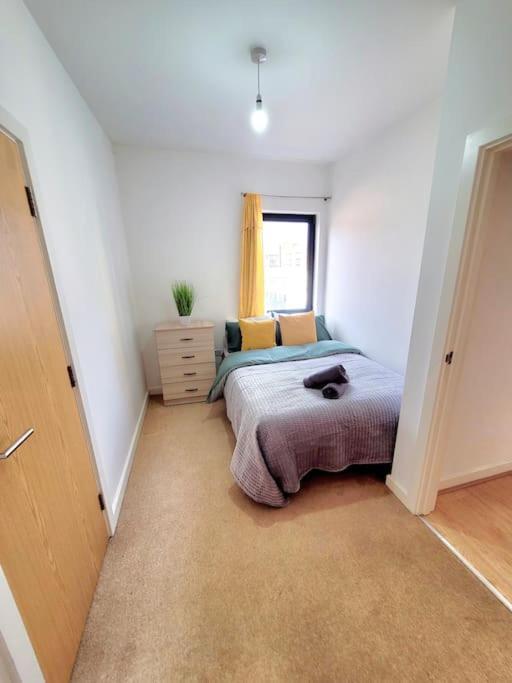 לונדון Battersea Power Station Suite מראה חיצוני תמונה