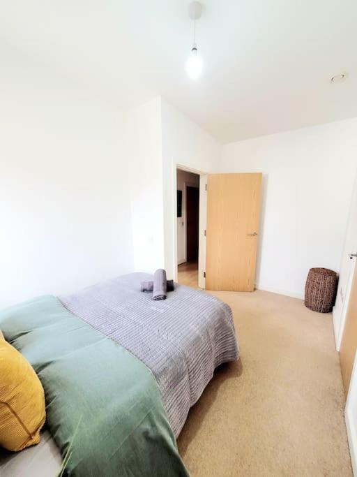 לונדון Battersea Power Station Suite מראה חיצוני תמונה